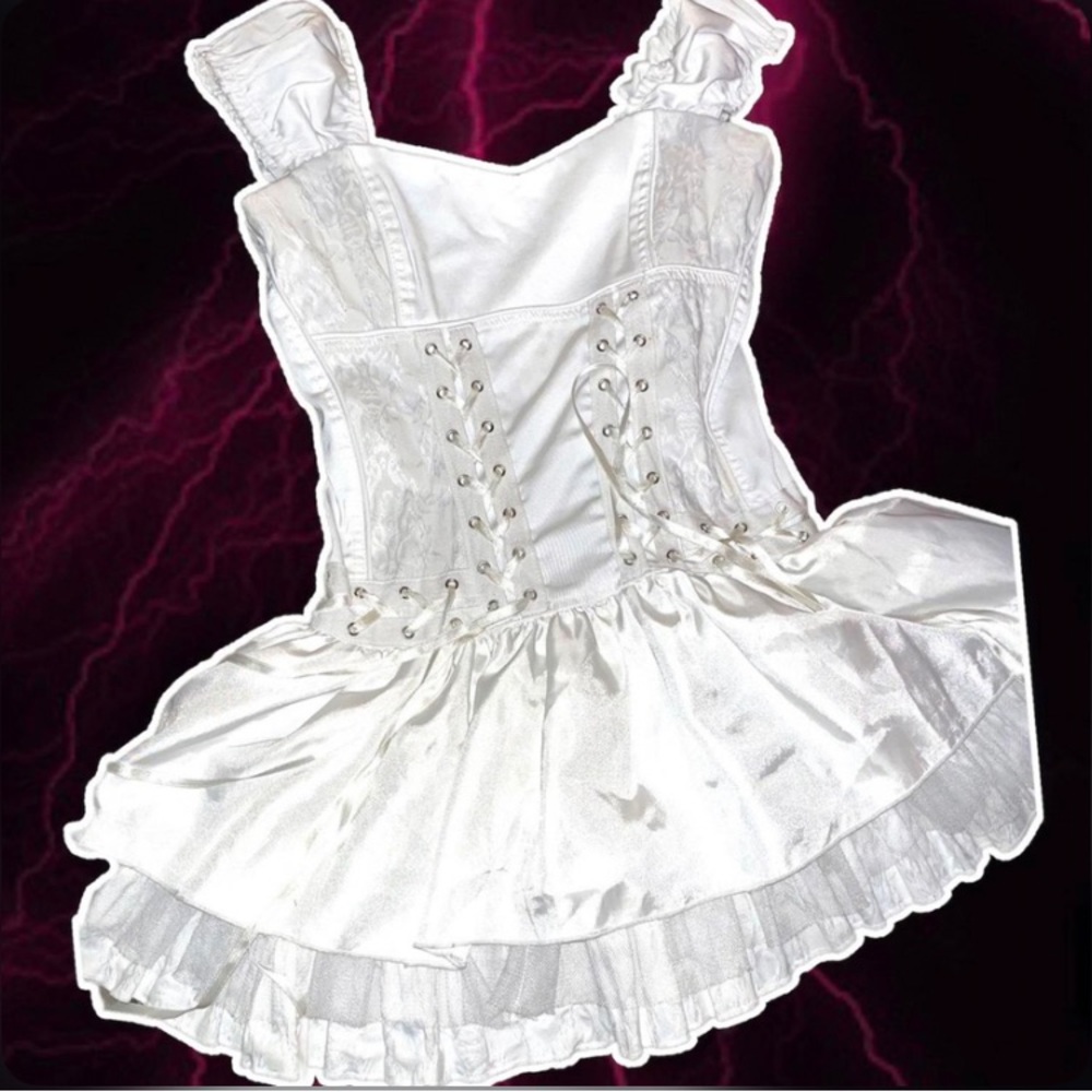 Tripp nyc white cream dress